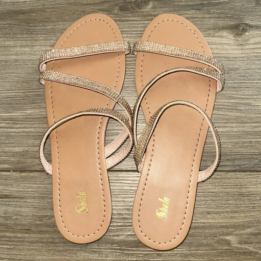 Sandals - Picture 2 of 5